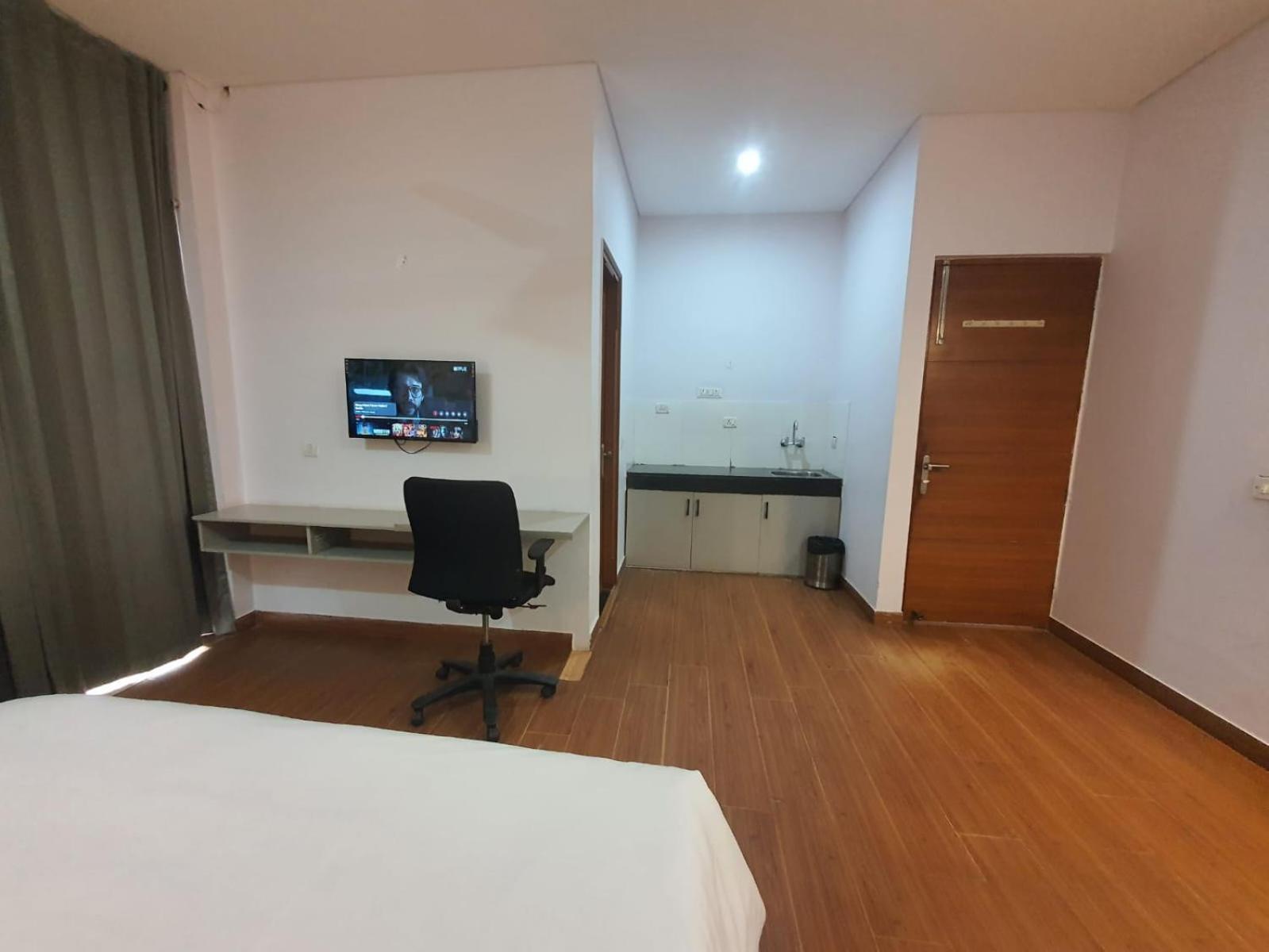Mallenzo Suites Dlf Phase 1 구르가온 외부 사진