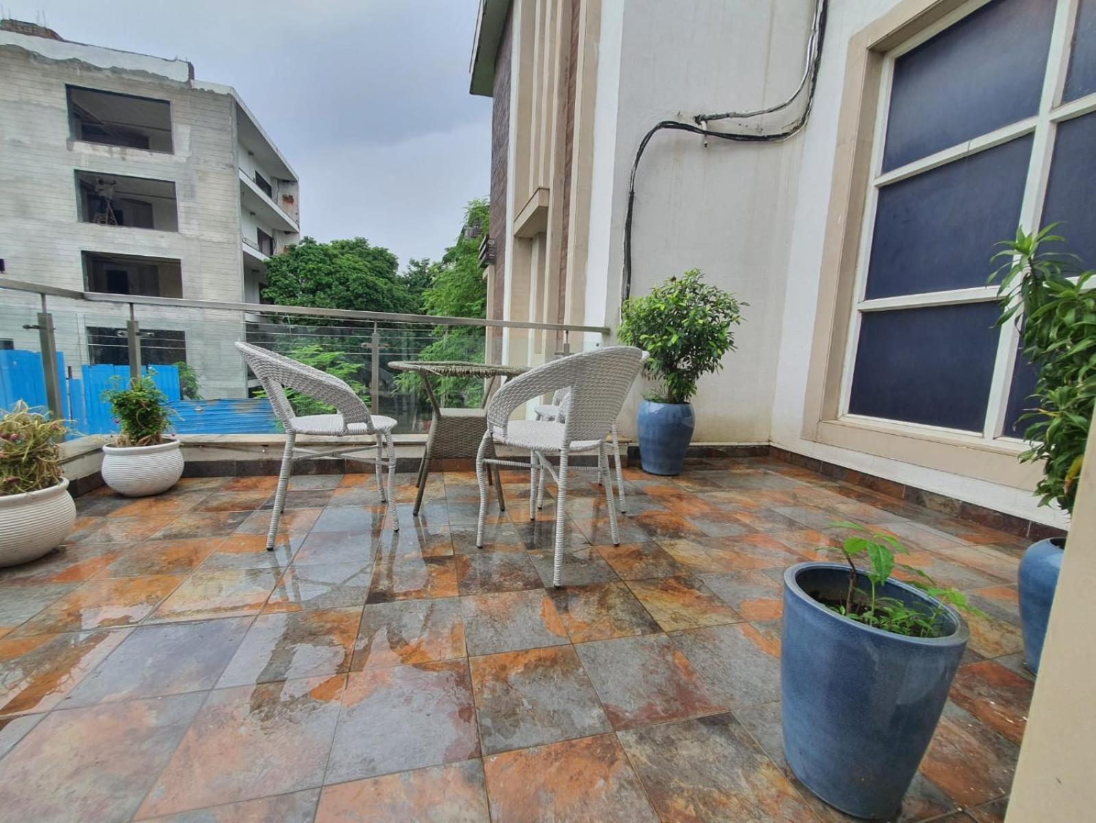 Mallenzo Suites Dlf Phase 1 구르가온 외부 사진